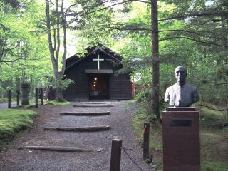 軽井沢最古の教会”A.C.ショー記念礼拝堂”
