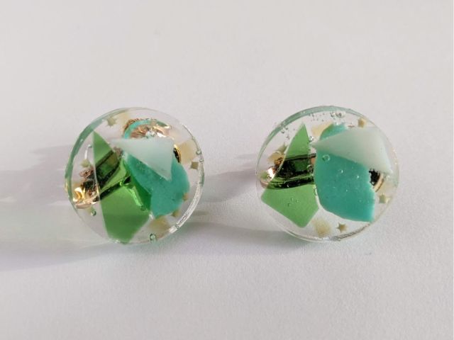 おしゃれ 海をきれいに 海洋プラスチックでアクセサリー作り レジンアクセ ビーチクリーン 1組貸切 ゆしゆし じゃらん遊び体験 おしゃれ 海をきれいに 海洋プラスチックでアクセサリー作り レジンアクセ ビーチクリーン 1組貸切 ゆしゆし じゃらん遊び体験