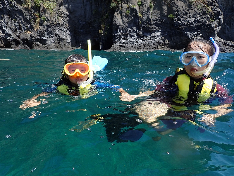 【送料無料】エア式ボディボード二重構造 シュノーケル付 レジャー 海遊び 川遊び 送料無料】エア式ボディボード二重構造 シュノーケル付 レジャー