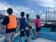 雄大な海を渡船で遊覧します。