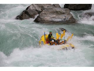 ランチ後吉野川のメイン!日本一の激流−曲がりどの瀬