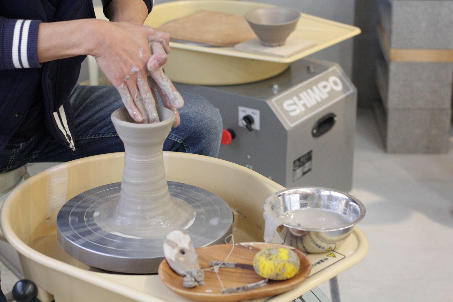 全ての感覚を指先に集中させる