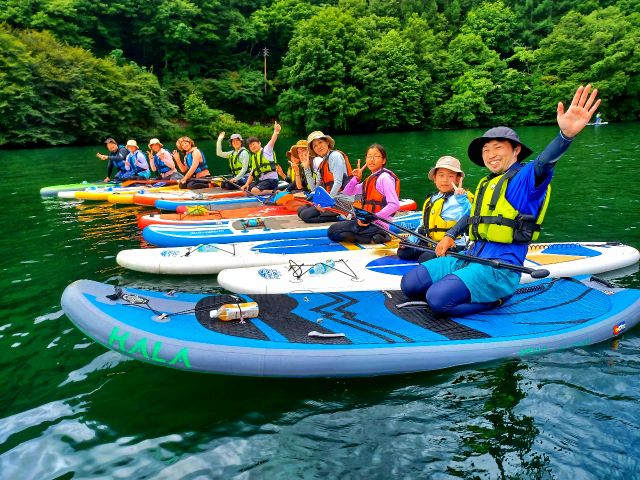漕ぐだけじゃない!サップの楽しみ方をガイドいたします。