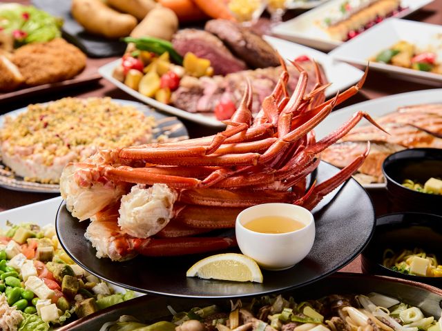 冬の恒例カニ&ロブスター&うなぎ食べ放題!シェフ特製デザートも充実の冬のごちそうディナーブッフェ