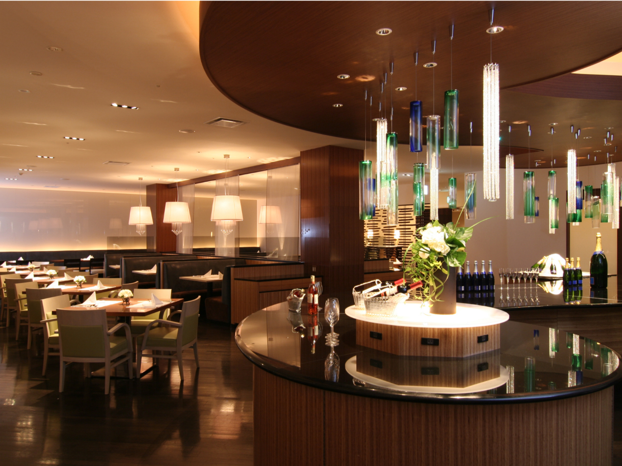 ���X�g���� �T���V�G���X�������X�g�I�[�_�[�܂Ŏ��Ԑ����Ȃ��̃����`�u�b�t�F�B�f�U�[�g�܂ł�������肨�y���݂��������B