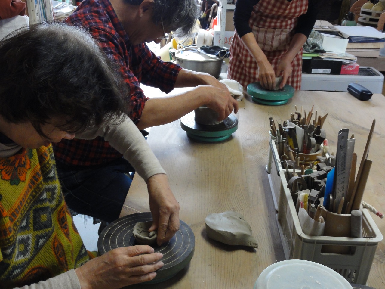 手びねりコース制作風景(1)