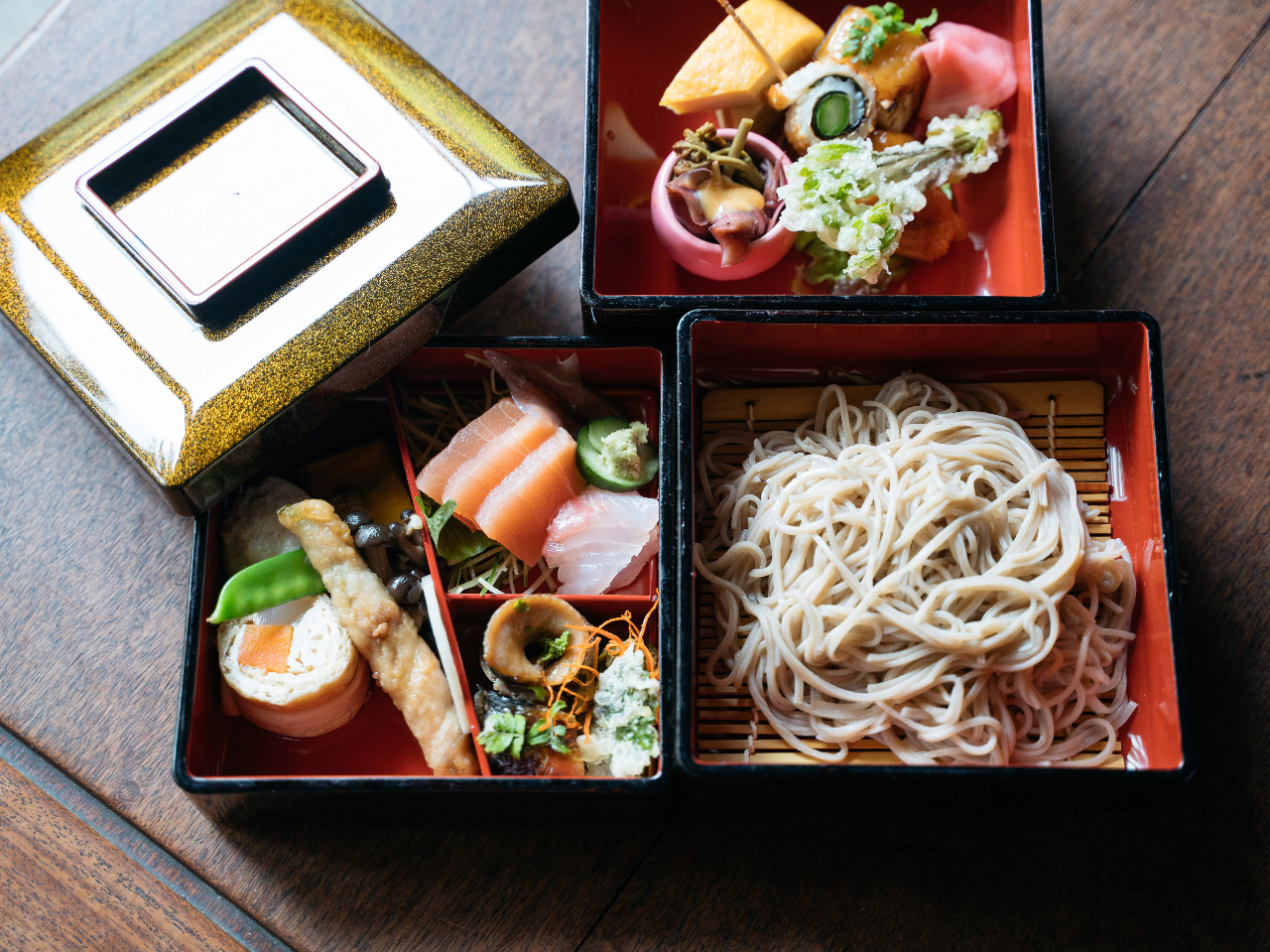 蕎麦懐石でランチ