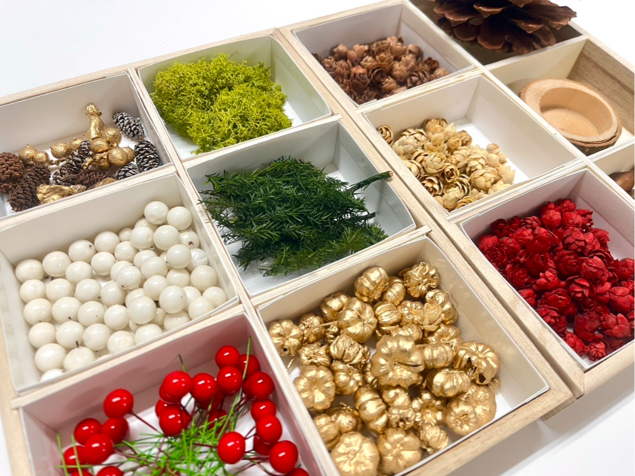 シナモンやカスミソウも可愛い♪天然素材の他オーナメントもあります!