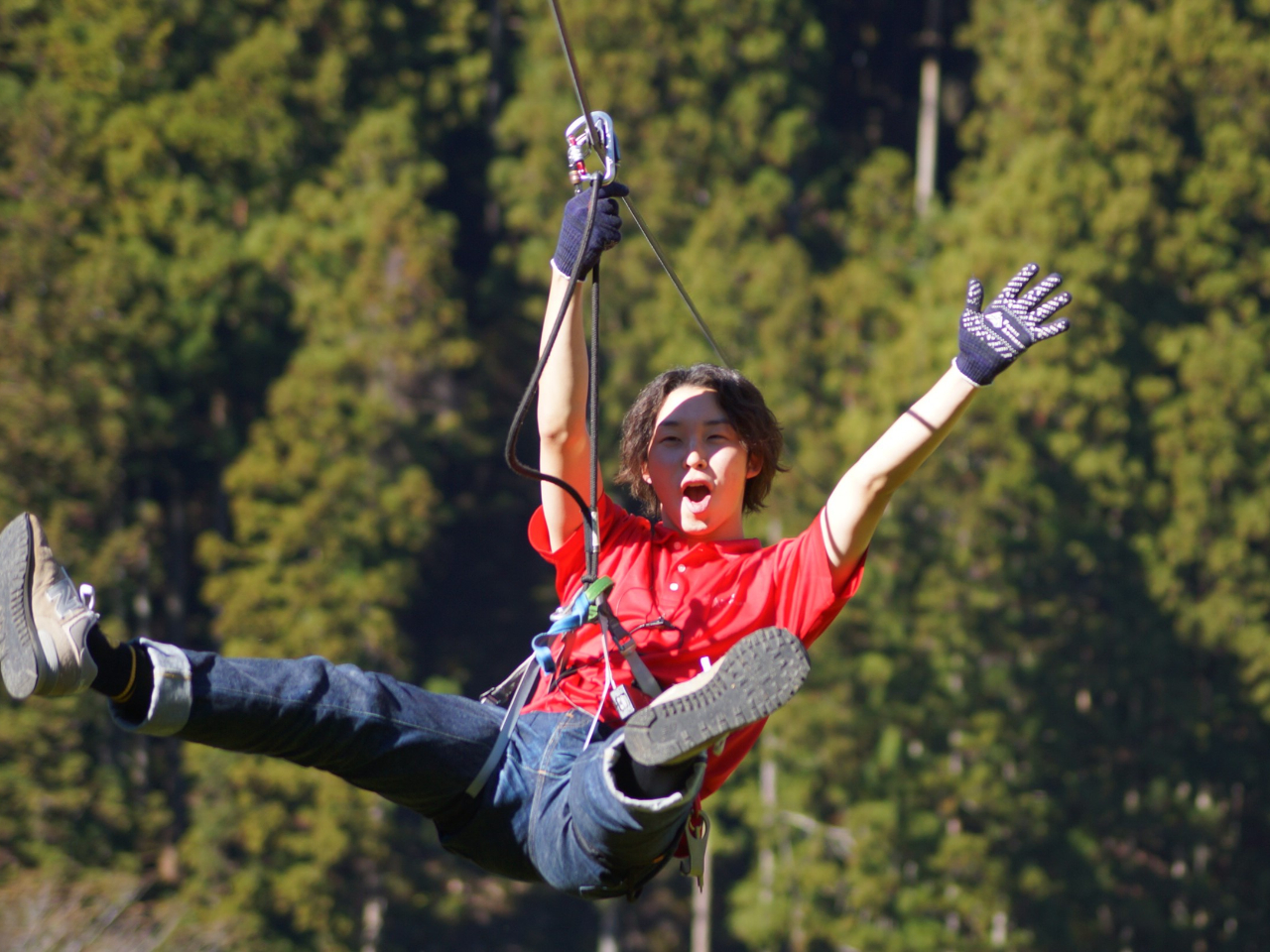 滑るまでは怖いですが、スタートした瞬間から楽しくて楽しくて、超笑顔になりますよ!