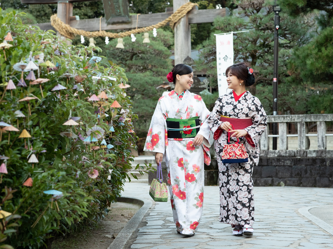 実際にプロカメラマンが撮影した写真です。撮影場所は車で約5分の松陰神社。