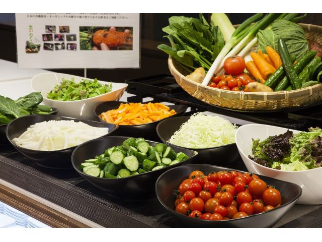 �L�x�ȃT���_�R�[�i�[��