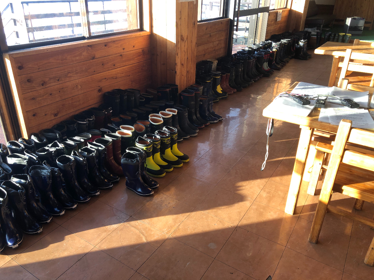 ���������^���i�̒��C���[�����Ă��܂�