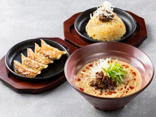 ガッツリ食べたい方向けに担々麺+餃子+半炒飯のよくばり定食。