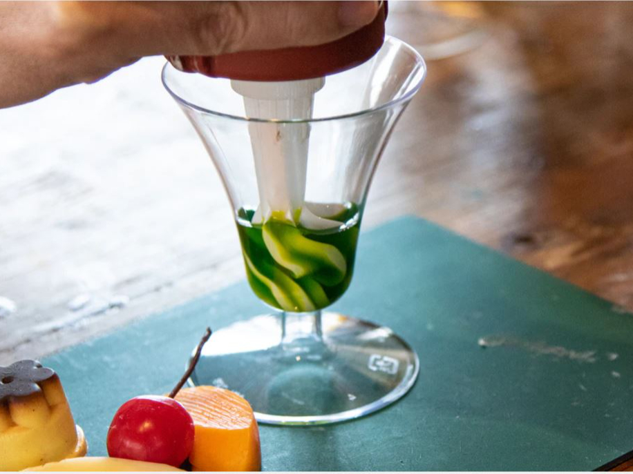 ~jptFBgbsŐނIсA\[X\tgN[i肵ă~jptF܂B3΂̂qł̌łB