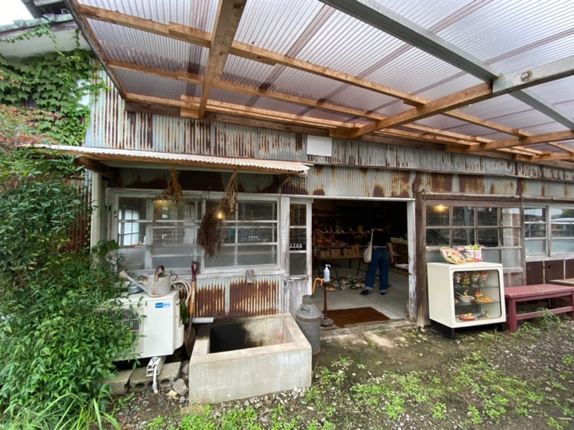 �X�܂͗��H�n�̋����������ɂ���܂��̂ł��C�����Ă��z�����������B