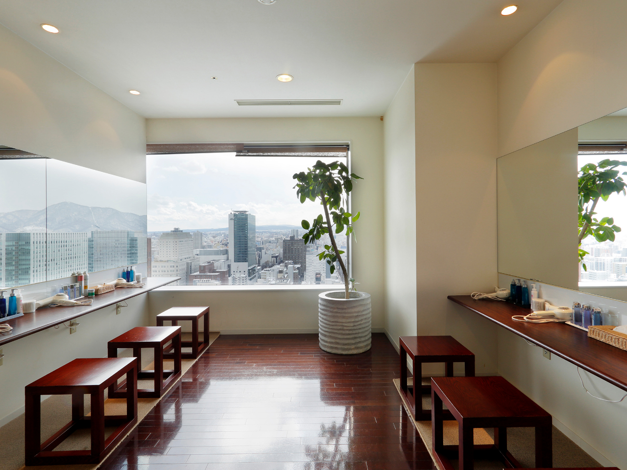 男性スパ ドレッシングルーム