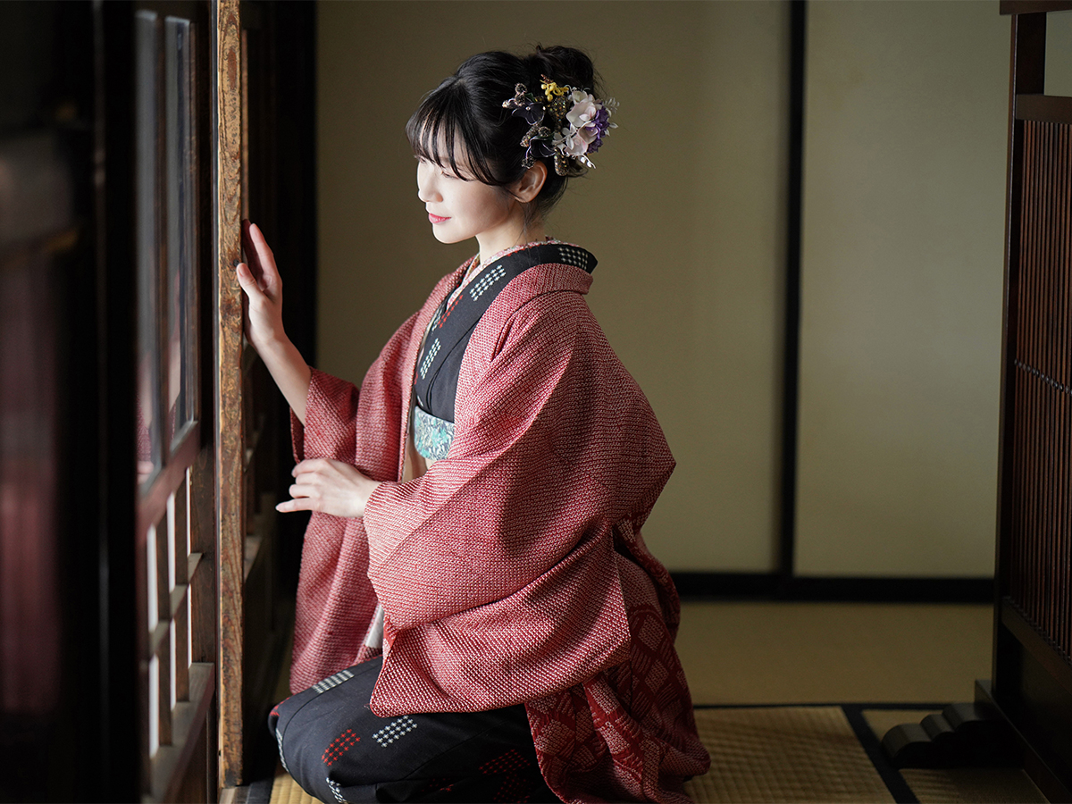 ���K�s�ɂ��鉖�K�s�u�Z�̊فv�ӊO�ƒm���Ă��Ȃ��B��X�|�b�g�Ȃ̂ŁA�ʐ^�B�e�ɂ͍ō��̃��P�[�V�����ł��B���X����k���T���̏ꏊ�ɂ���̂ŃI�X�X���ł���