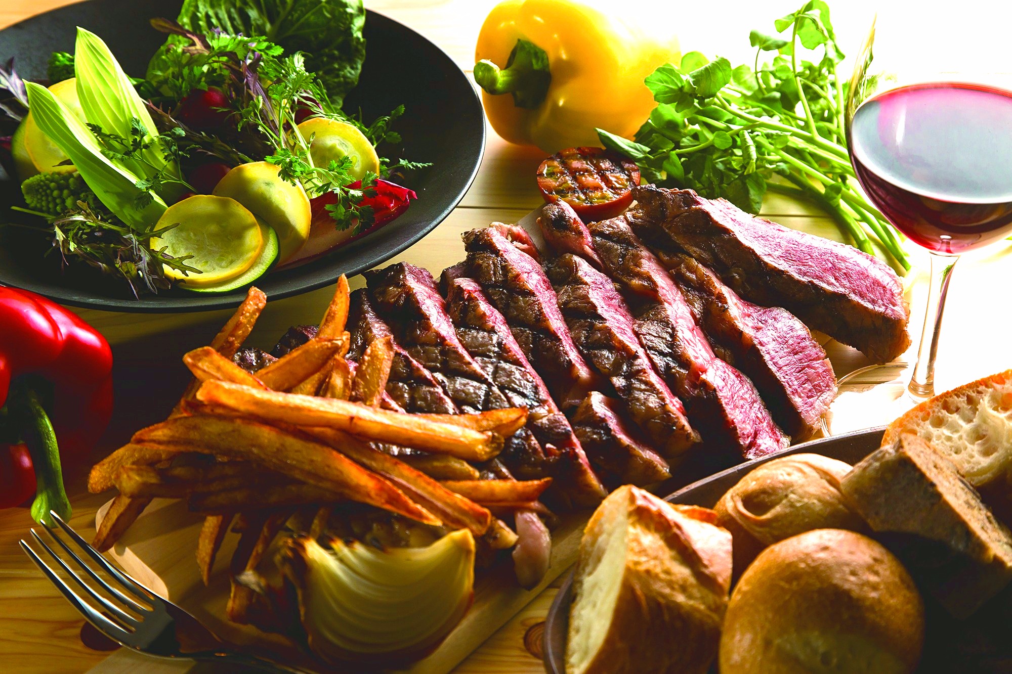 洋食レストラン ランチ オープンキッチンが大好評 グリル ココットのランチセットが特にオススメ アラカルトからもご注文できます 軽井沢プリンスホテル じゃらん遊び体験