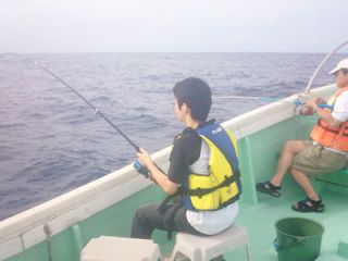沖縄離島 海釣り 釣り船 日帰り旅行 遊び アクティビティ体験一覧 トラベルコ