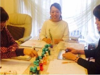 アロマの講習を受けながら作ります。