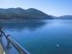 船内より穏やかな田沢湖の水面