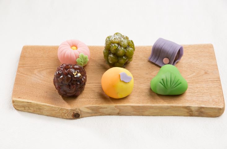 季節の和菓子をつくろう♪※時期によって内容に変更もございます。
