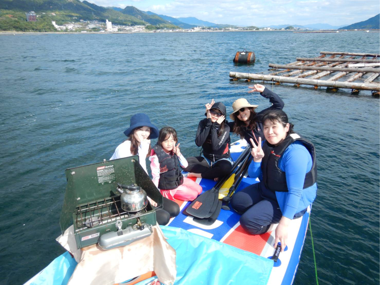 海の上でのんびり海上カフェ