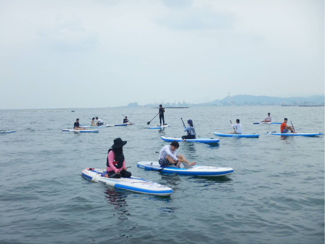 xeȂA{̔鋫r[`Ɣ鋫_Ђڎw܂B