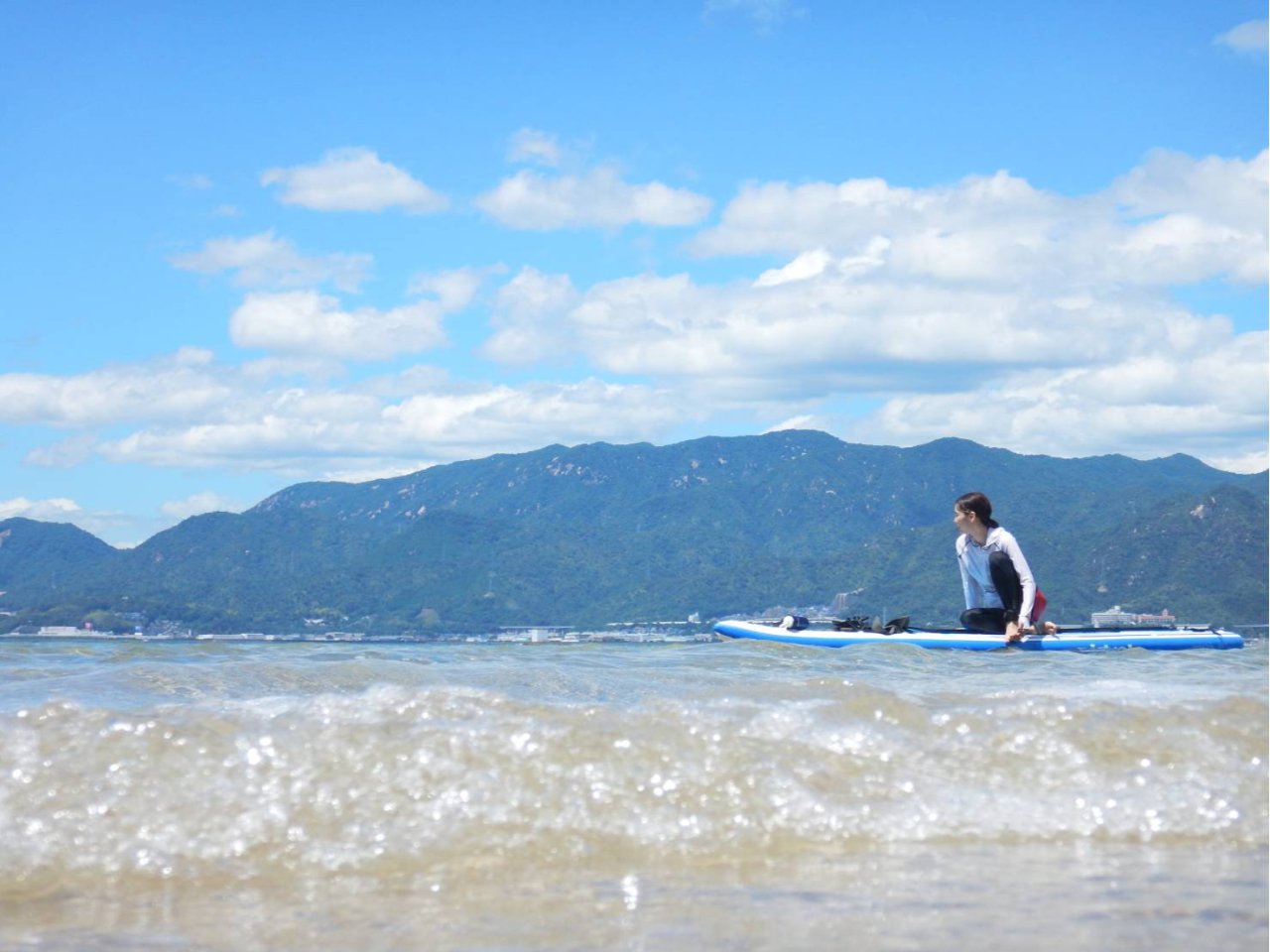 遠浅ビーチなので、SUP練習も安心です。