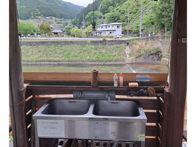 サイト内 蛇口あります スポンジ、洗剤お使い下さいませ。