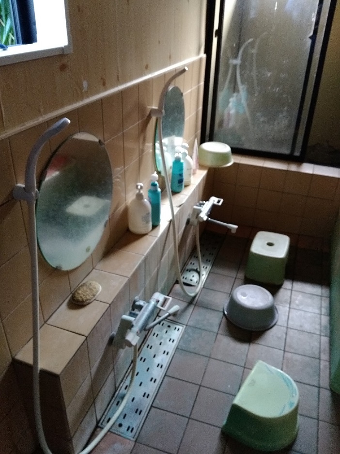 cA[̌̓V[Bh̎{݂𗘗pł̂ŃgCAV[