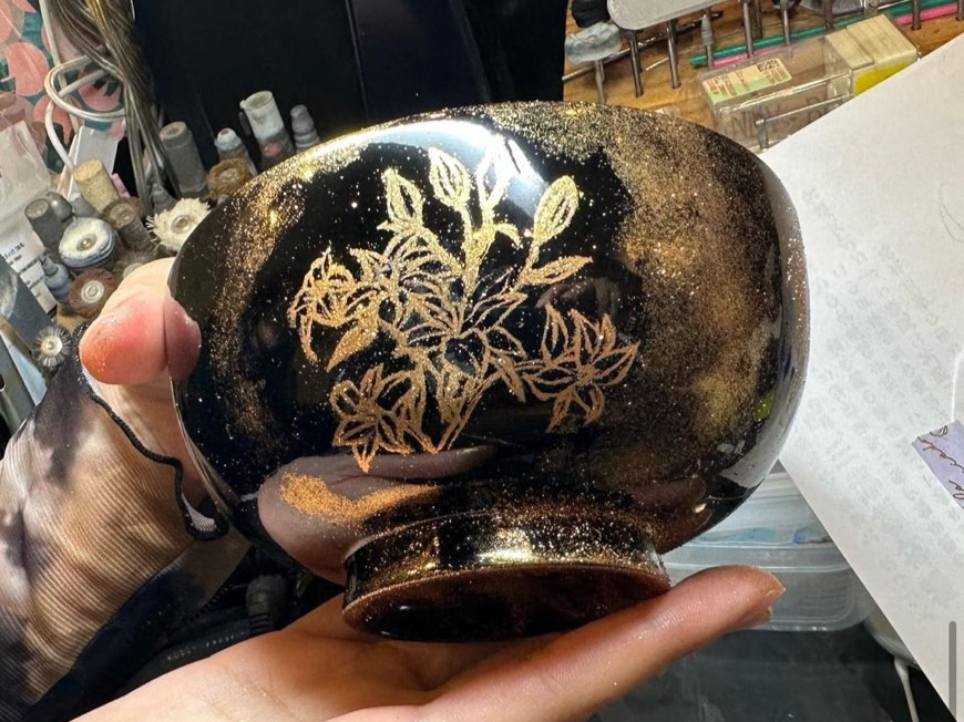 yƂȂ邤͂̎̕i낦̒炨Iт܂B͏`oBȐɕ`̂͏łAiɂƊЂƂB