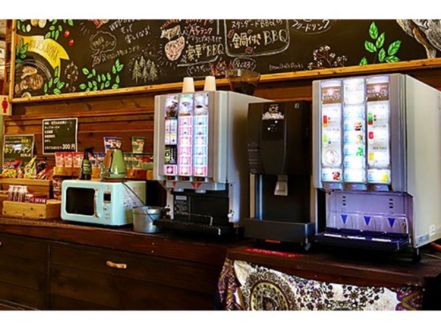 ソフトドリンク飲み放題がプランに含まれています。アルコールは別途有料で販売しております。お得なアルコールチケット有り◎