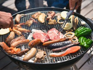 お好きな食材を持ち込んでオリジナルのBBQを楽しもう♪BBQキット一式とソフトドリンク飲み放題が付いています!