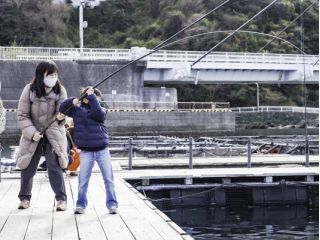手ぶらで行ける釣り体験&自分で釣った魚を使ったレストランでの食事が楽しめる