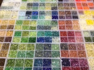 280種類にガラスケーンを増量しました!全部自由に使うことができます!5才位から大人まで家族みんなで楽しめる珍しいガラス体験です。