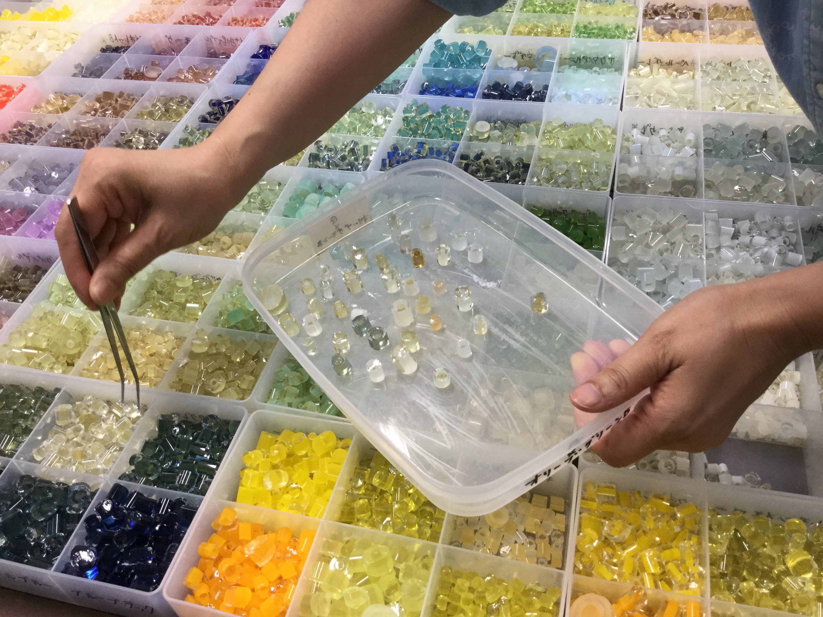 �D���ȐF���^�b�p�[�ɏW�߂܂�