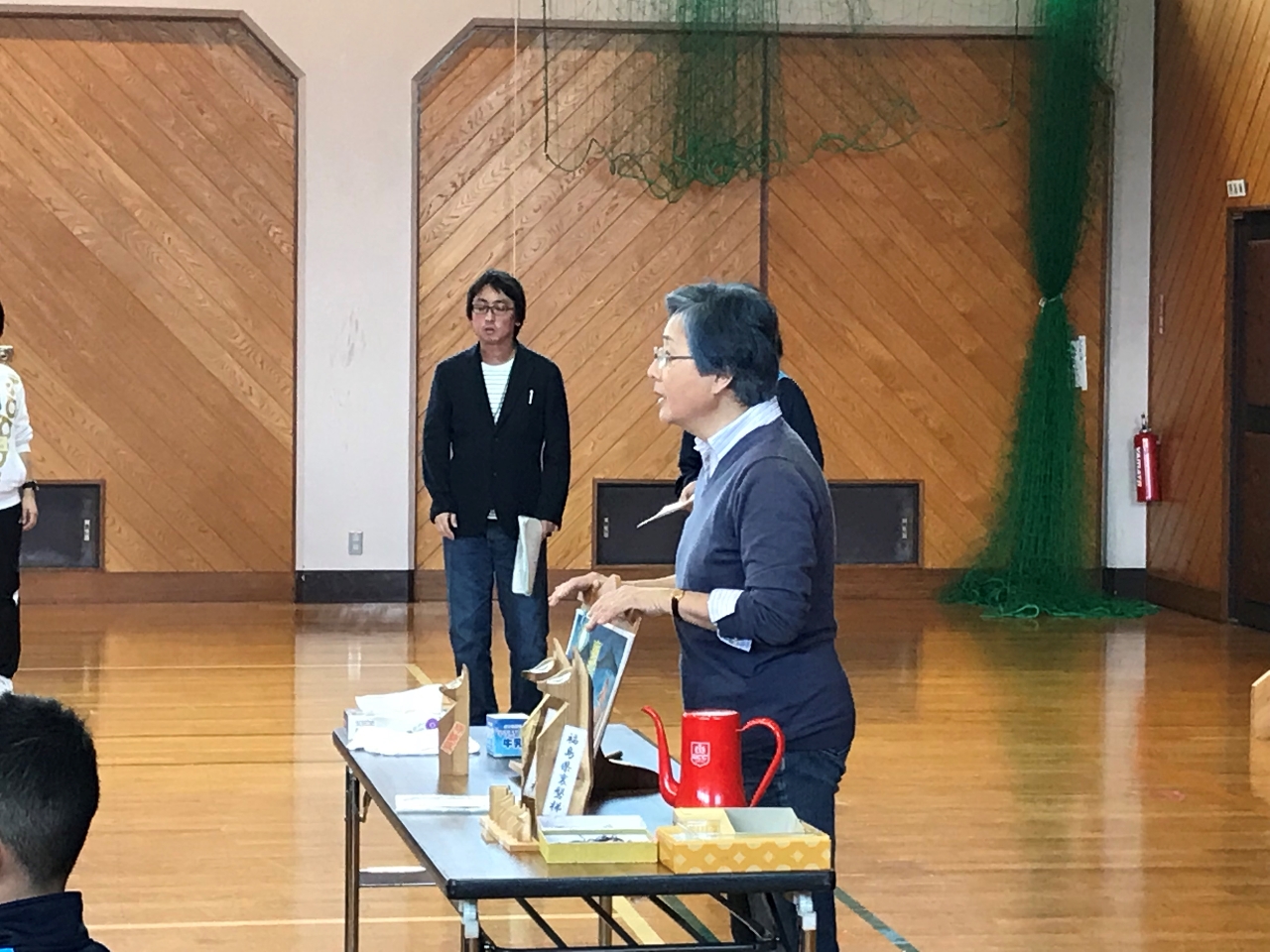 語り継がれる守り狐の昔話。狐に助けられた村人たちの思いをオリジナルの守り狐に