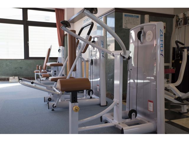 ストレッチマシン「ZERO-i」