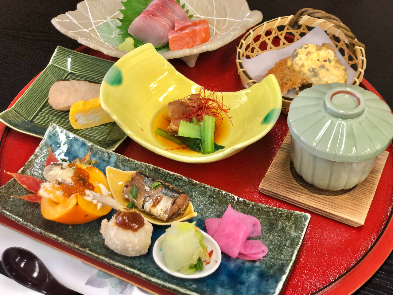 \񃉃`3,300~`3Oɂ\񂨊肢܂B