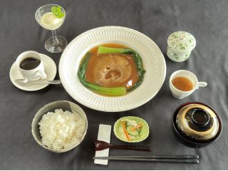 フカヒレランチプレート