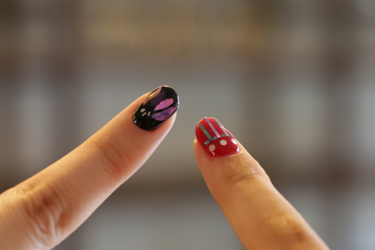 螺鈿 で彩る ネイル 体験 伝統工芸をあなたの手に オリジナル柄の螺鈿ネイルでドレスアップ 漆器くにもと じゃらん遊び体験