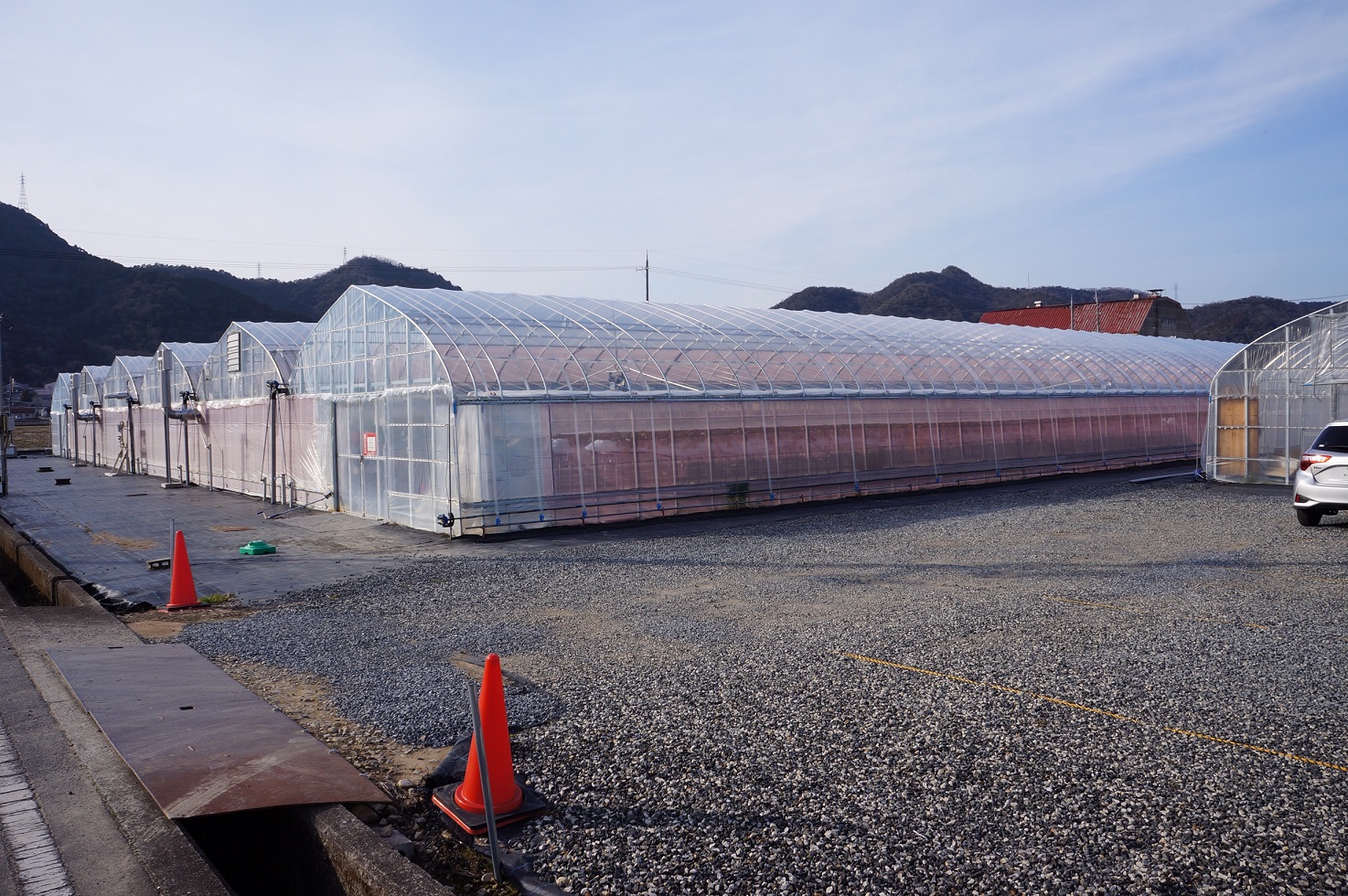 �r�j�[���n�E�X�ƒ��ԏꂪ�ڈ�I