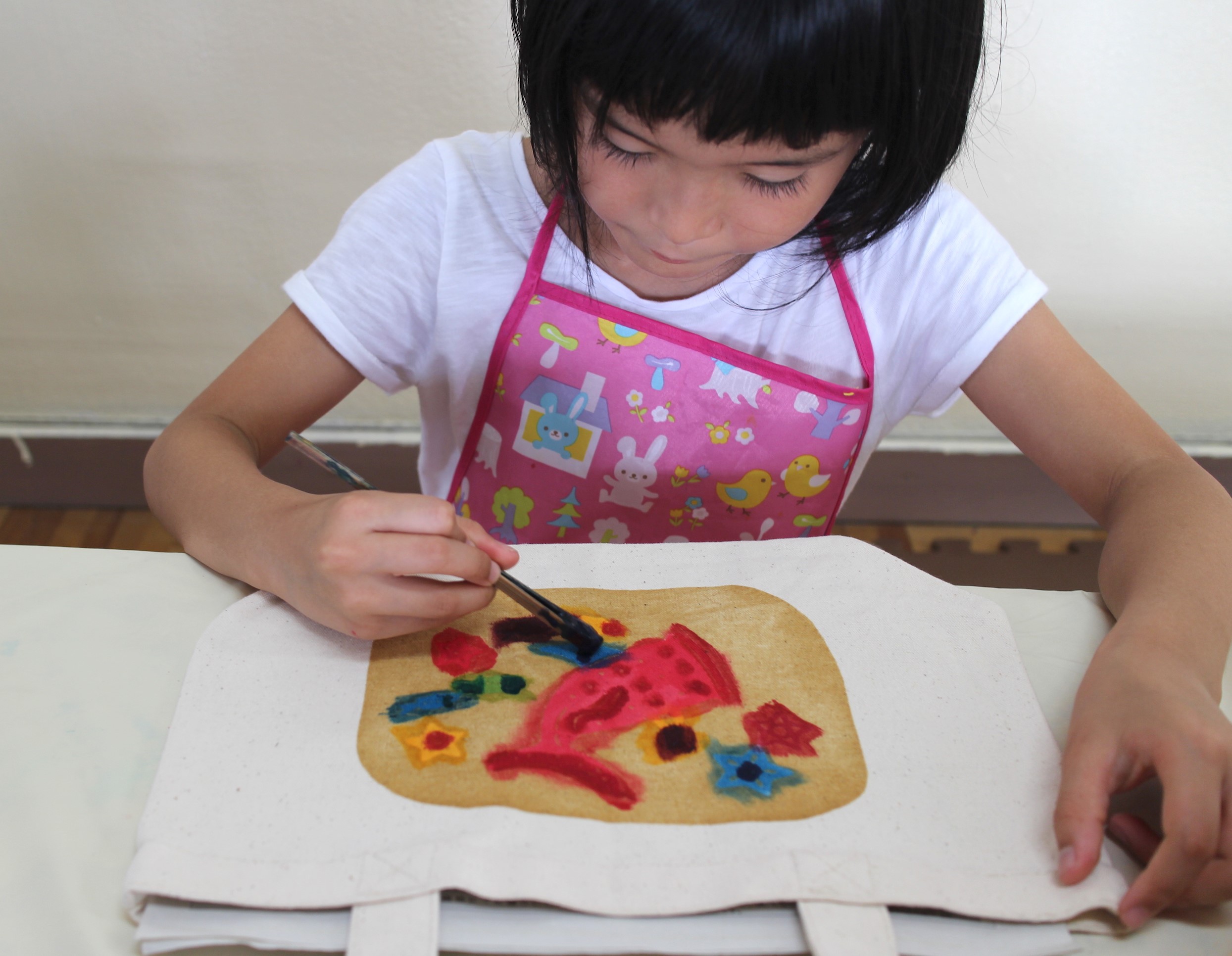 hĜ悤ȊoōDȐF߂Ă܂B