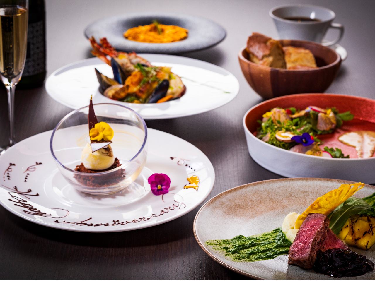 {̐Hނӂ񂾂ɎꂽAAjo[T[R[XBO؂烁CAfU[g܂ŁAʂȓɂӂ킵MMpӂ܂B