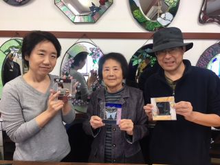 地域共通クーポン対象 ステンドグラス作り体験 2300円コース フォトフレーム ミニパネルまたは鏡 100円 からお選びいただけます カップル 女性 ファミリーにおすすめ 由布院ステンドグラス美術館 じゃらん遊び体験 地域共通クーポン対象 ステンドグラス作り体験 2300円コース フォトフレーム ミニパネルまたは鏡 100円 からお選びいただけます カップル 女性 ファミリーにおすすめ 由布院ステンドグラス美術館 じゃらん遊び体験