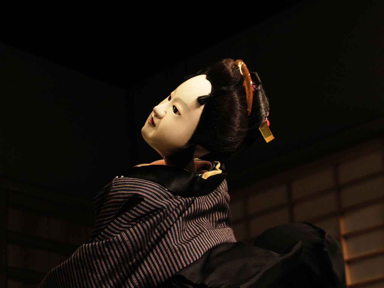 X鈢g̖̂|B˂włꂽɁAPŗnӕhAlԂlԂ炵\⎿\Ă܂B