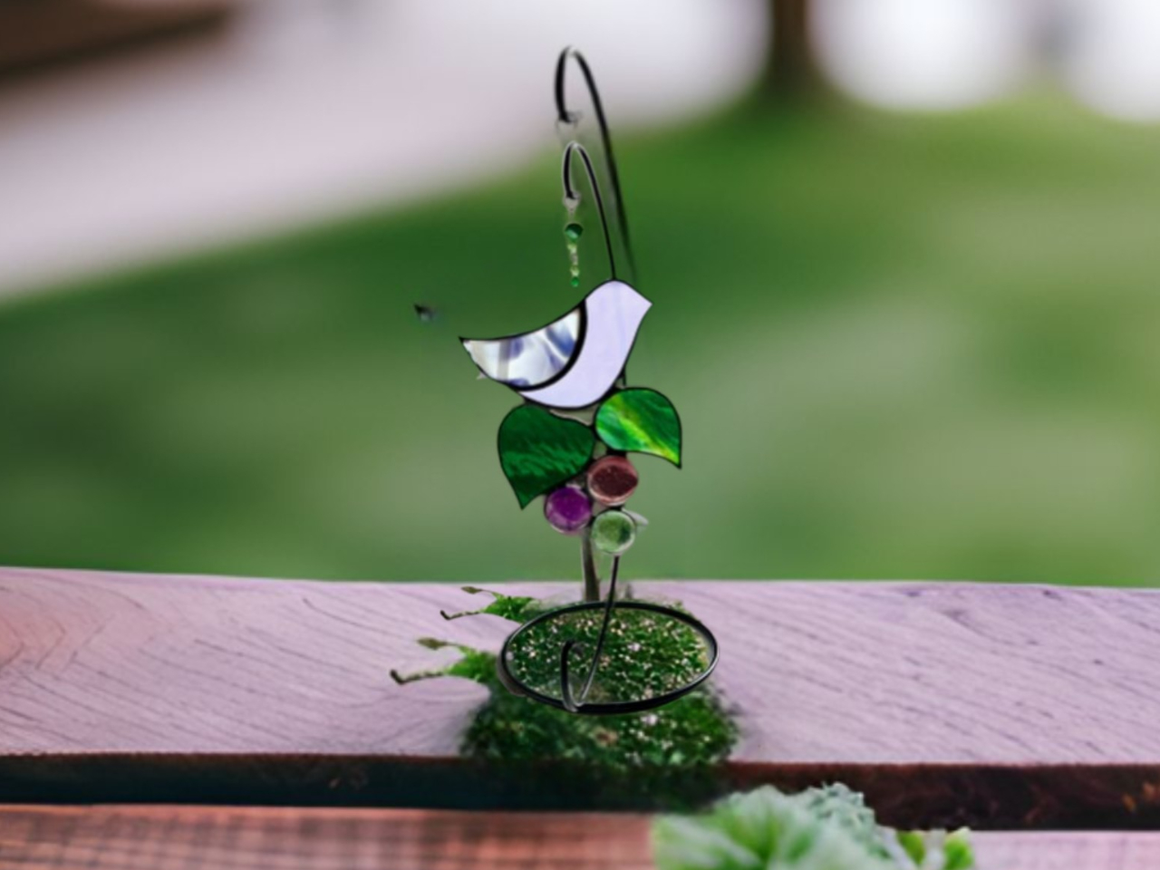 2025年4月からスタンド仕様が変更になりました。