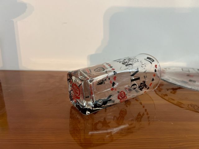 グラスの底にもデザインを入れられます。