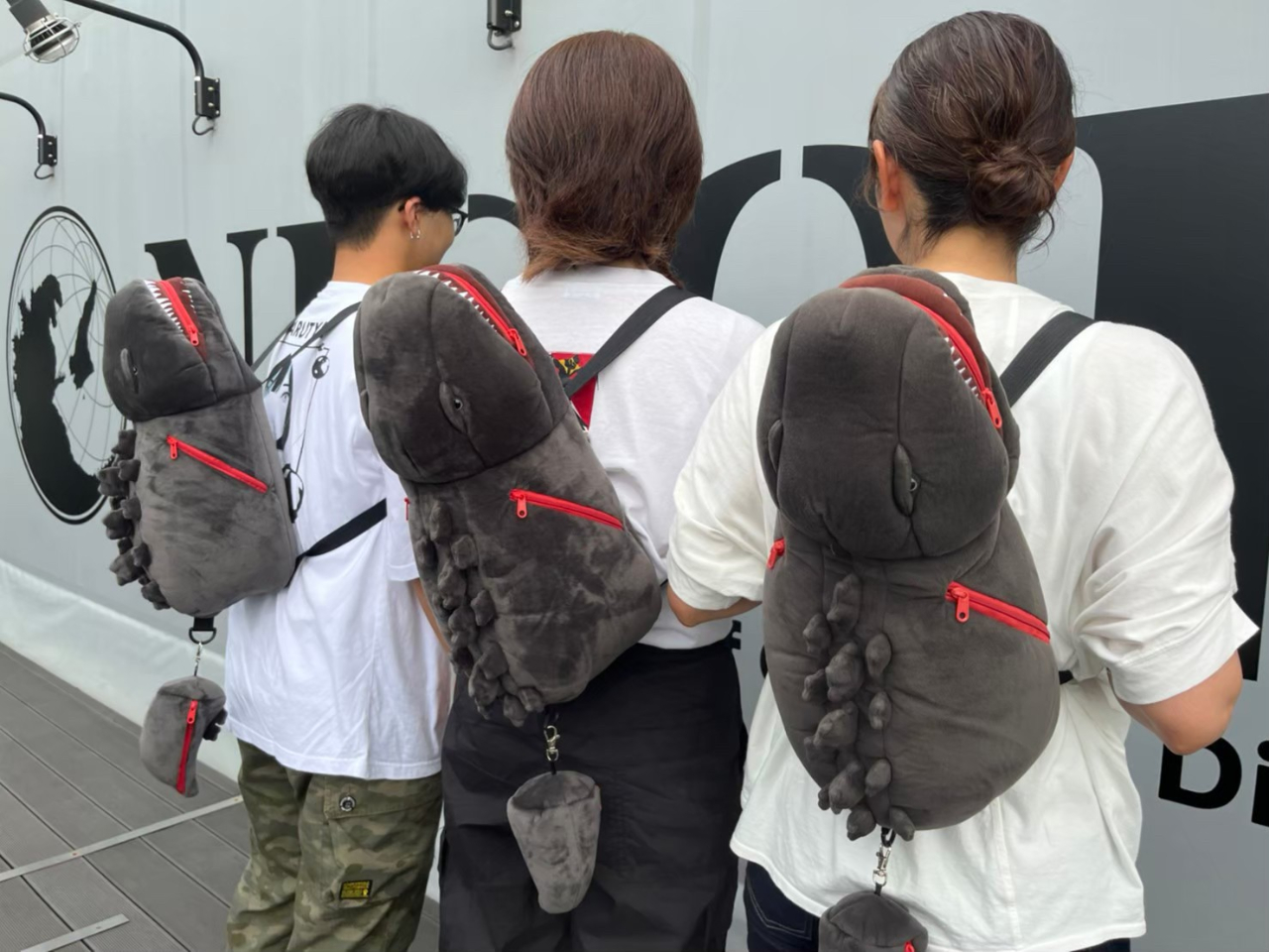 �S�W���w���������b�N����ɓ���悤�I